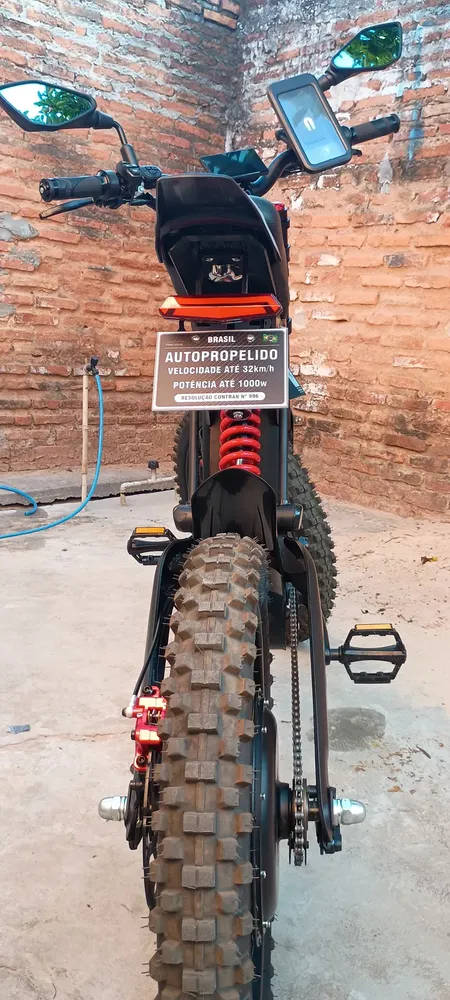 Suporte de Placa com Luz de Freio — GT600 Grande